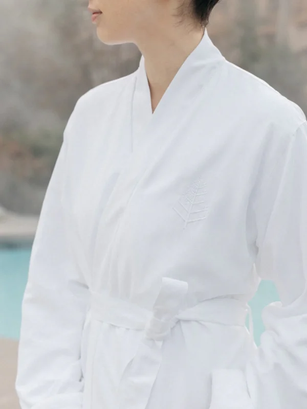 Four Seasons Spa Robe - Image 3